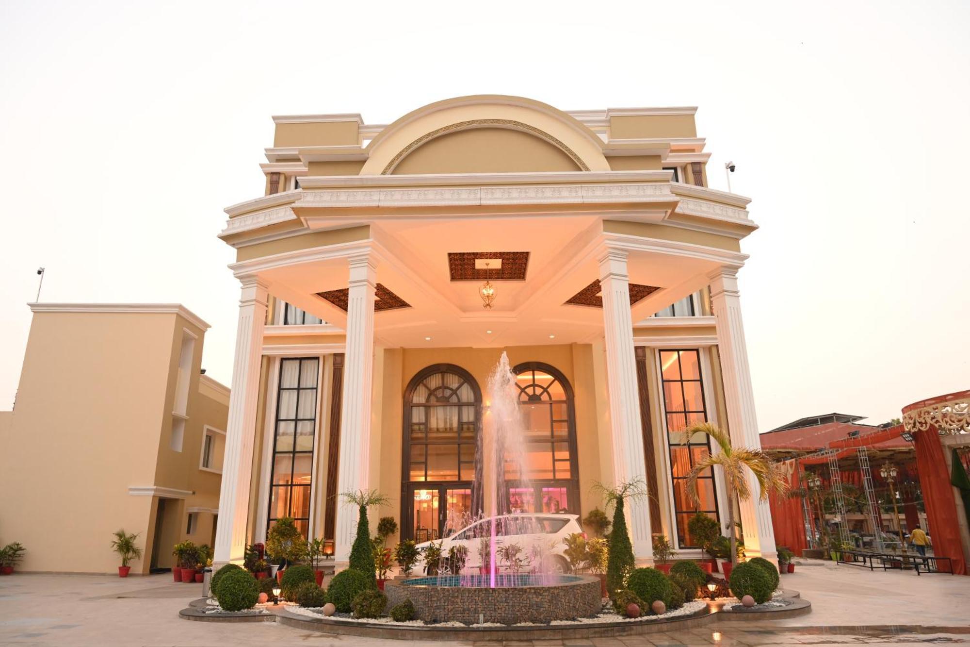 Hotel Krinoscco Ayodhya Extérieur photo
